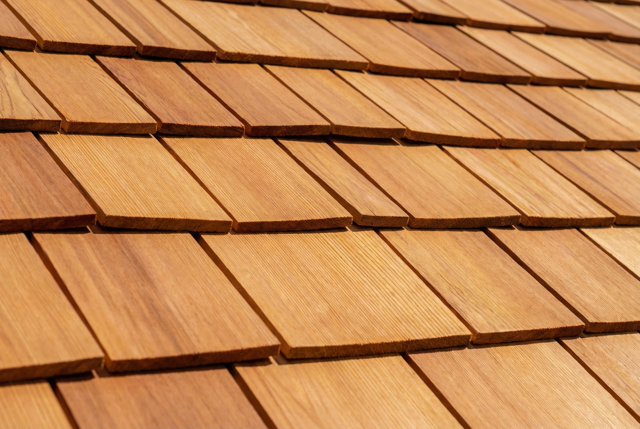 Wood shake roof with natural cedar tones